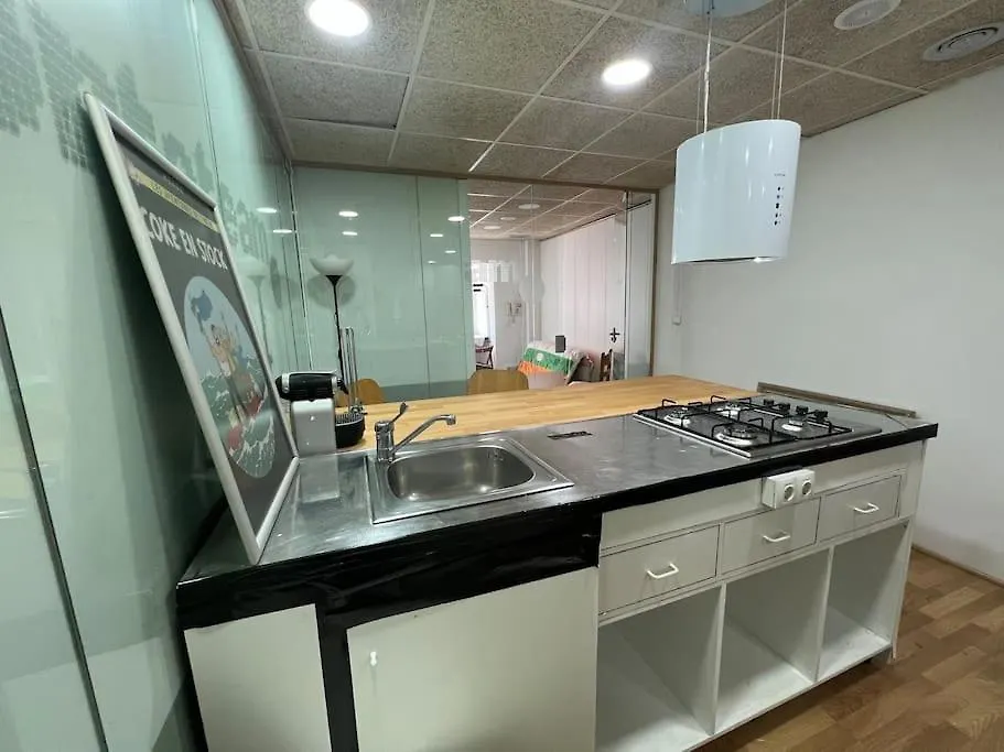 Matadepera App Privado En Casa, Si Mascotas ,5 Plazas 아파트