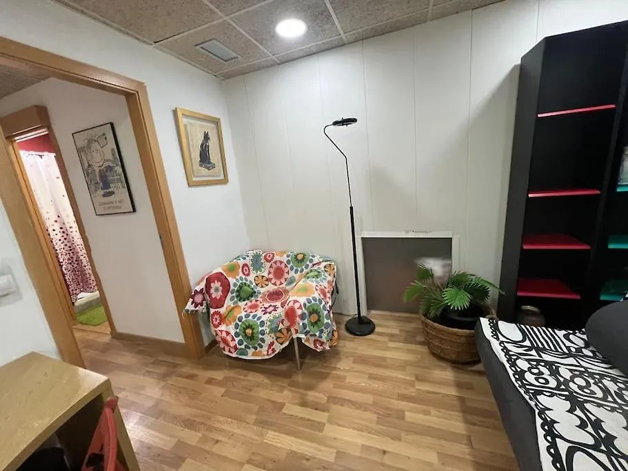 Matadepera App Privado En Casa, Si Mascotas ,5 Plazas 아파트