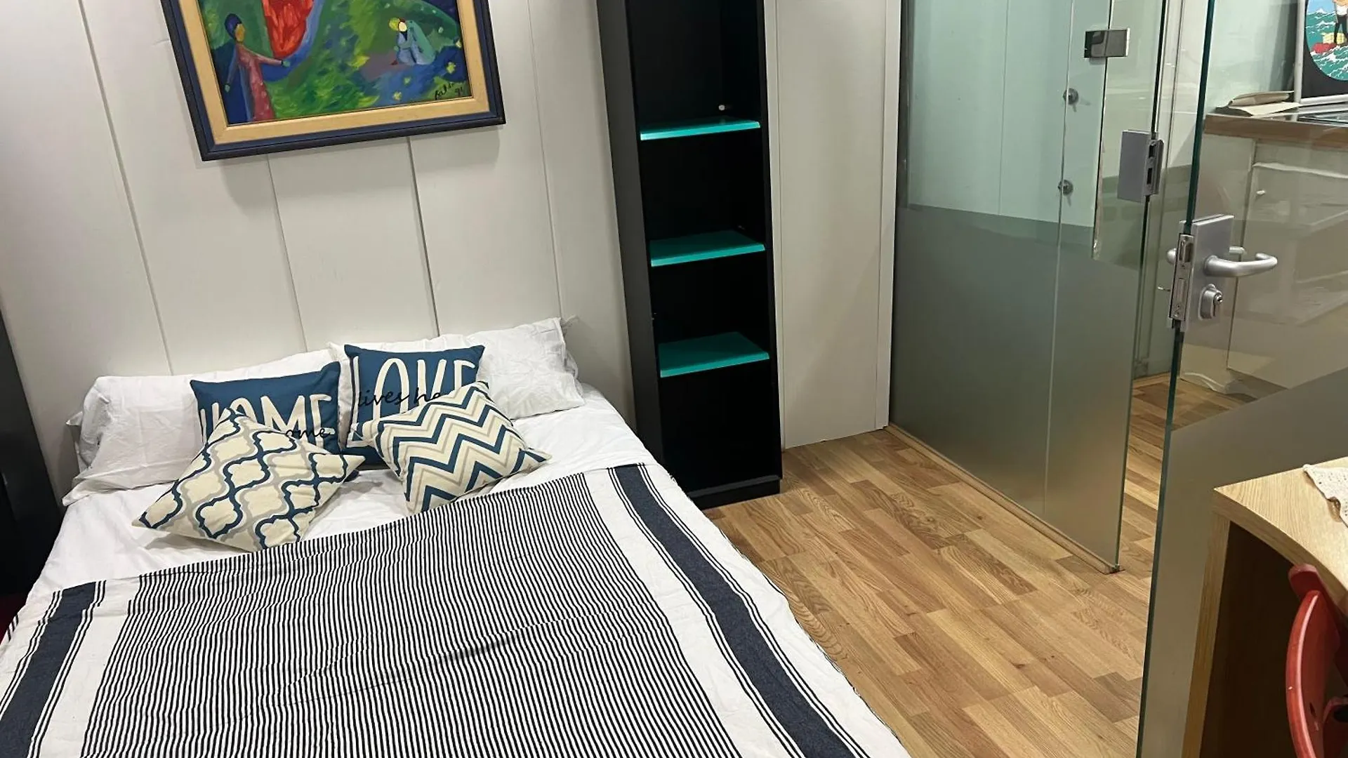 Matadepera App Privado En Casa, Si Mascotas ,5 Plazas 아파트 0*,